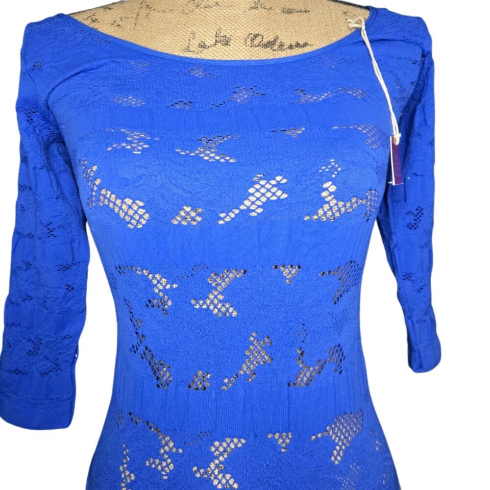 NWT Nordstrom Poof Royal blue leotard three-quarter length sleeves Bodysuit M/L - Picture 5 of 10